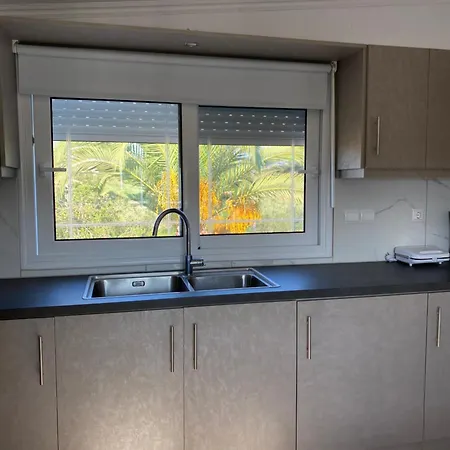 Little Village Apartment Lixouri